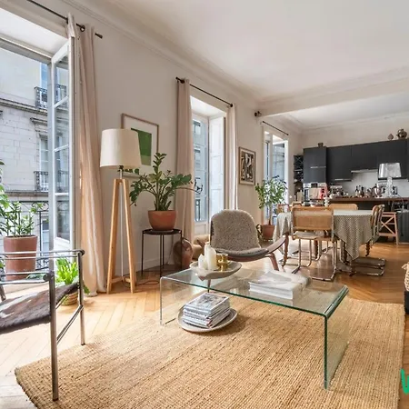 شقة Grand T3 80m² Au Coeur De • Viarme *